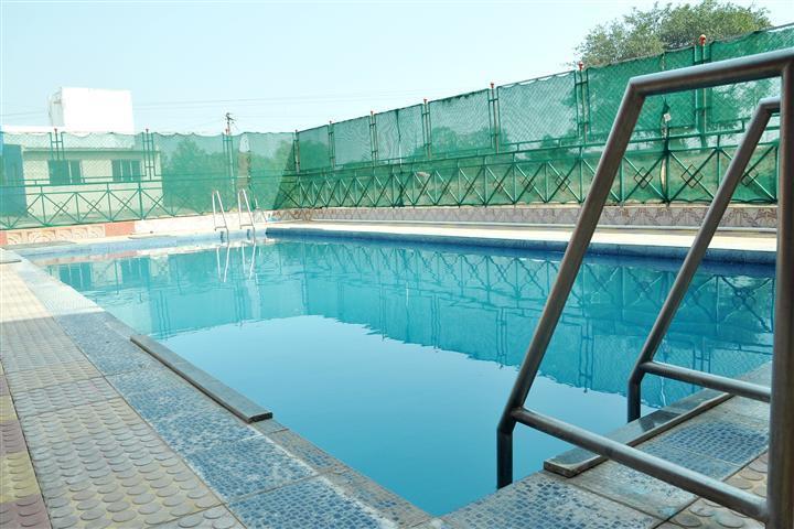 Sandesh Resort Wai Exterior foto